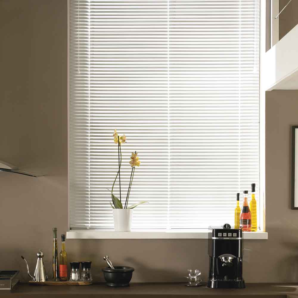 Venetian blinds in Crawley